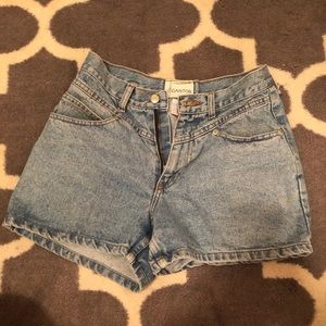 Vintage high rise jeans size 6